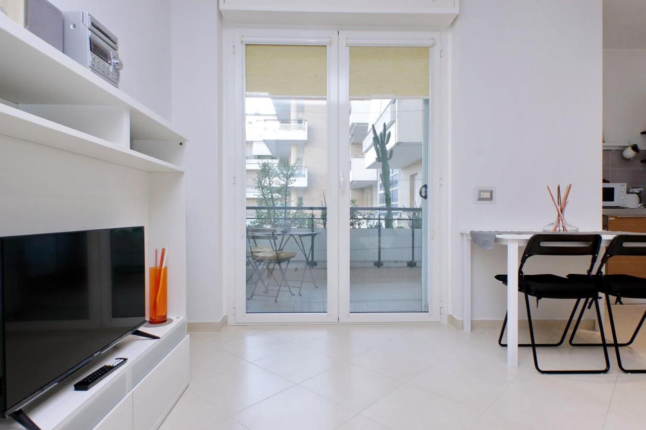 Apartment Bilocale Con Vista Sull'aeroporto - Comodo Per Il Viaggio